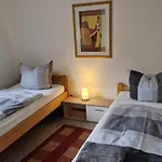 Gaestezimmer *